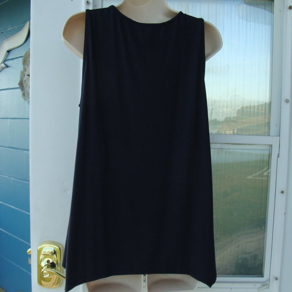 Adrianna Papel M blue embroidered sleeveless top New - Picture 12 of 14